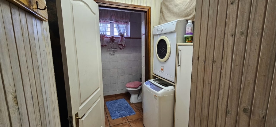 1 Bedroom Property for Sale in De Kelders Western Cape